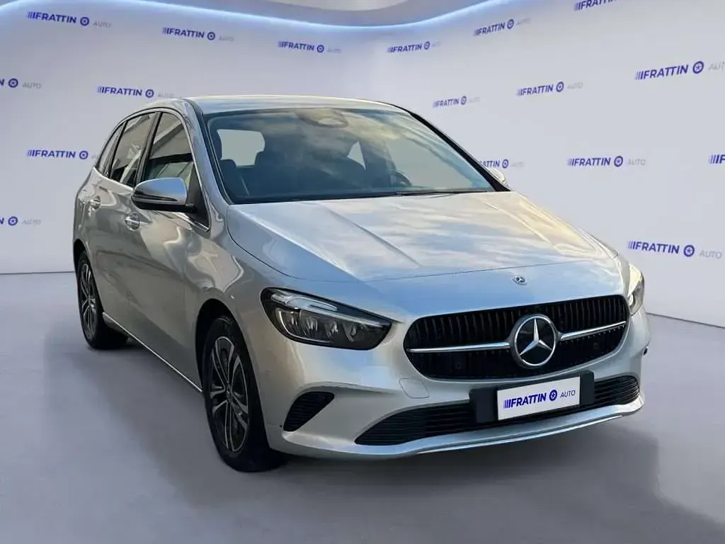 Usata Mercedes B250e 2023 Utilitaria