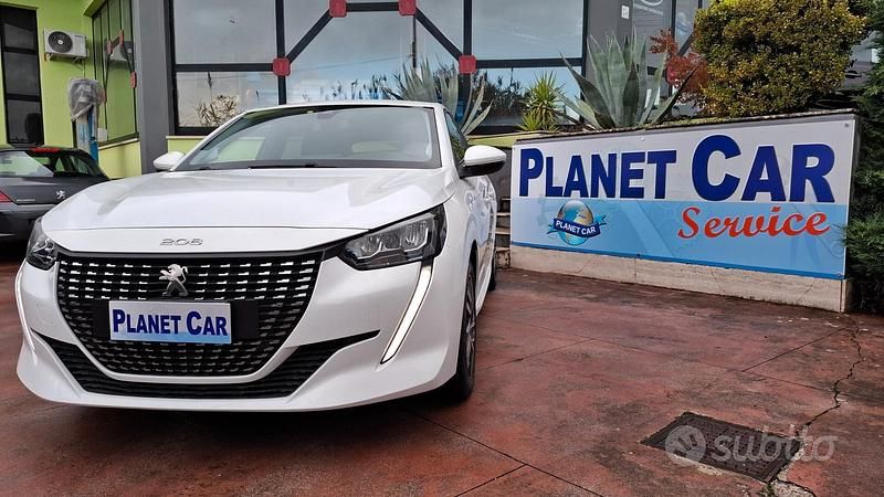 Bianco Usata 2021 Peugeot 208 Allure Due volumi | 14.999 € (Cara) - Immagine 1/4