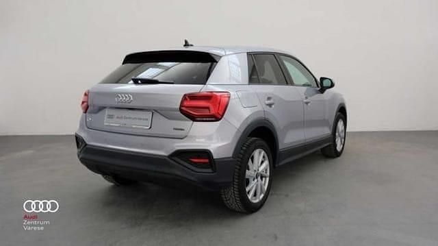 Begagnad Audi Q2 Business Plus 150 HK (110 kW) 2021 Silver SUV