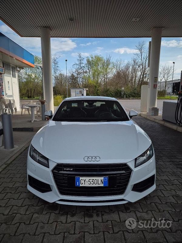 Begagnad Audi TT S-Line 230 HK (169 kW) 2014 Vit Sportkupé