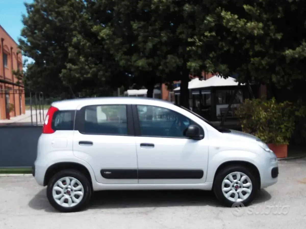 Usata Fiat Panda 80 CV (58 kW) 2021 Grigio Utilitaria