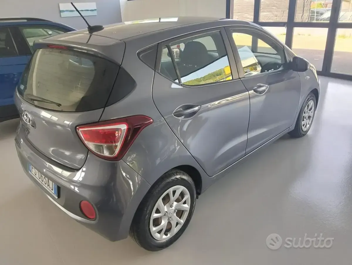 Usata Hyundai i10 Prime 67 CV (49 kW) 2018 Grigio Utilitaria