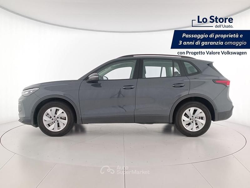 Gebraucht VW Tiguan Life 150 PS (110 kW) 2025 Grau SUV