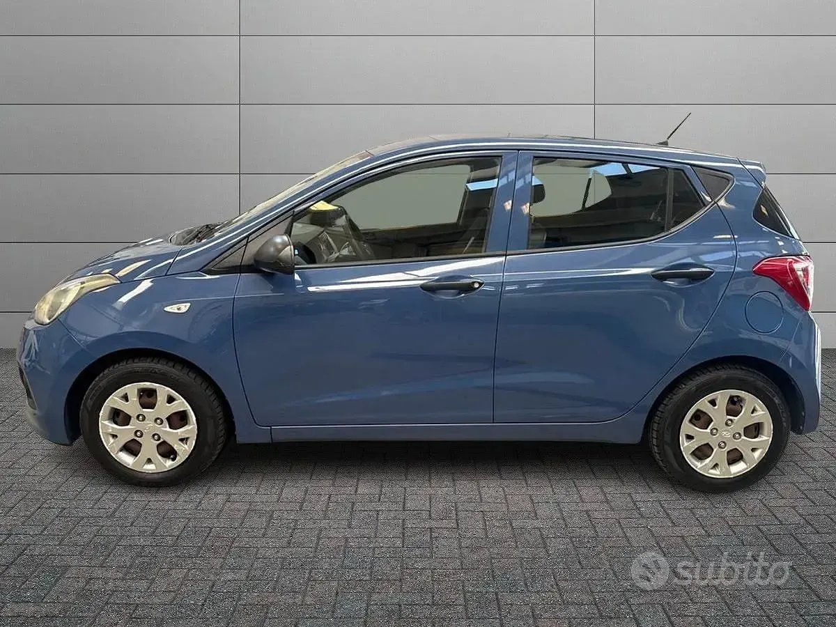 Usata Hyundai i10 Comfort 67 CV (49 kW) 2014 Blu Utilitaria
