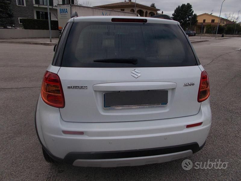 Usata Suzuki SX4 GL 90 CV (66 kW) 2010 Grigio SUV