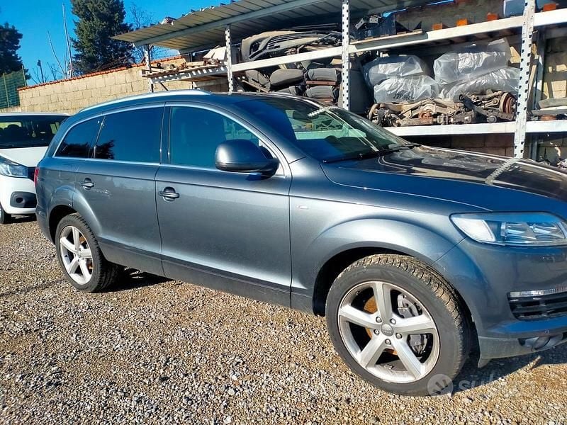 Usata Audi Q7 233 CV (171 kW) 2008 Grigio SUV