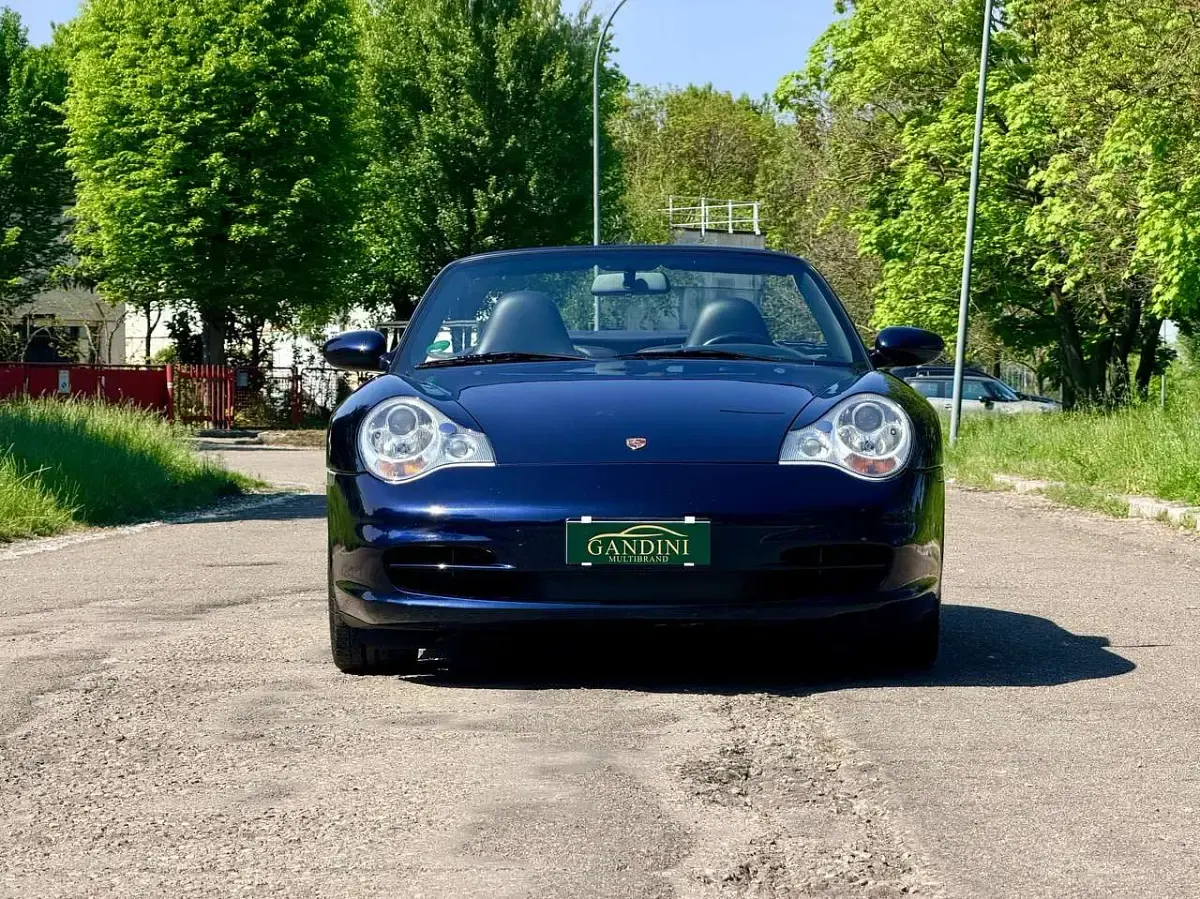 Usata Porsche 911 Carrera Cabriolet 320 CV (235 kW) 2003 Midnight blue Cabrio
