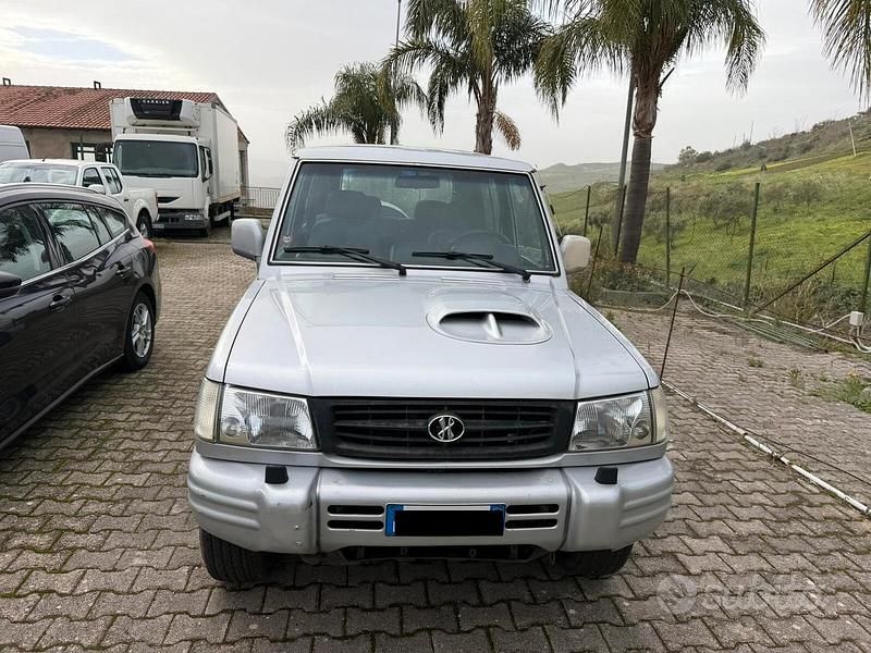 Usata Hyundai Galloper Comfort 99 CV (72 kW) 1999 Grigio SUV