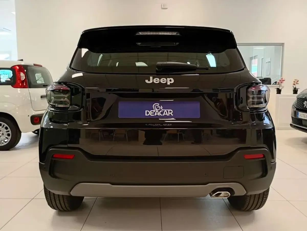 Nuova Jeep Avenger Longitude 101 CV (74 kW) 2026 Nero SUV