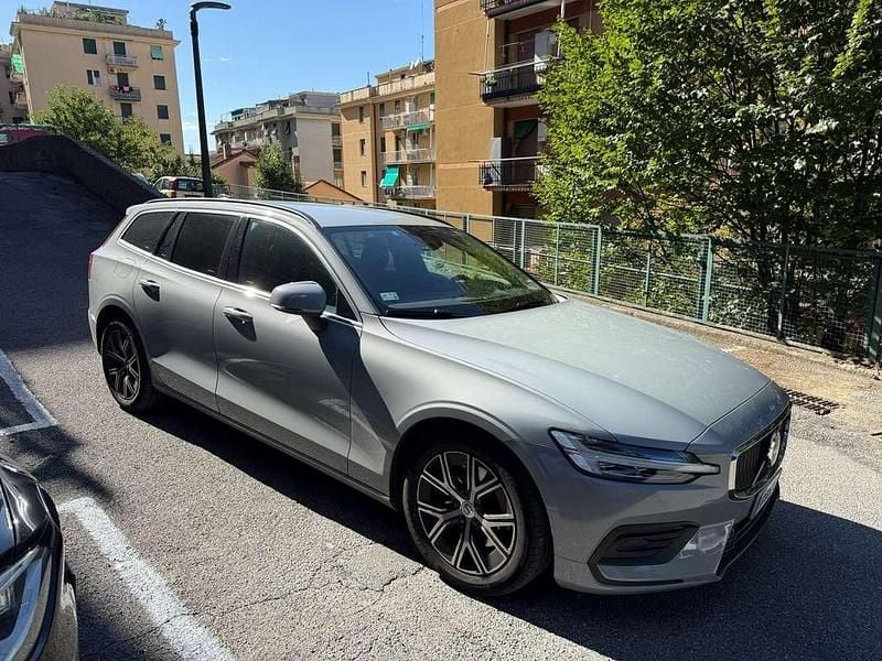 Grigio Usata 2024 Volvo V60 Core Station wagon | 34.000 € (Ottimo prezzo) - Immagine 1/4