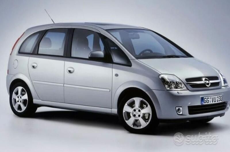 Grigio Usata 2006 Opel Meriva Monovolume | 1000 € (Ottimo prezzo) - Immagine 1/1