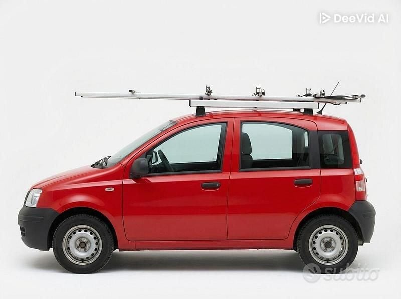 Usata Fiat Panda Active 74 CV (54 kW) 2012 Rosso Utilitaria