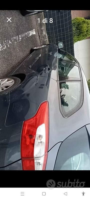 Usata Ford Focus 105 CV (77 kW) 2012 Blu Station wagon