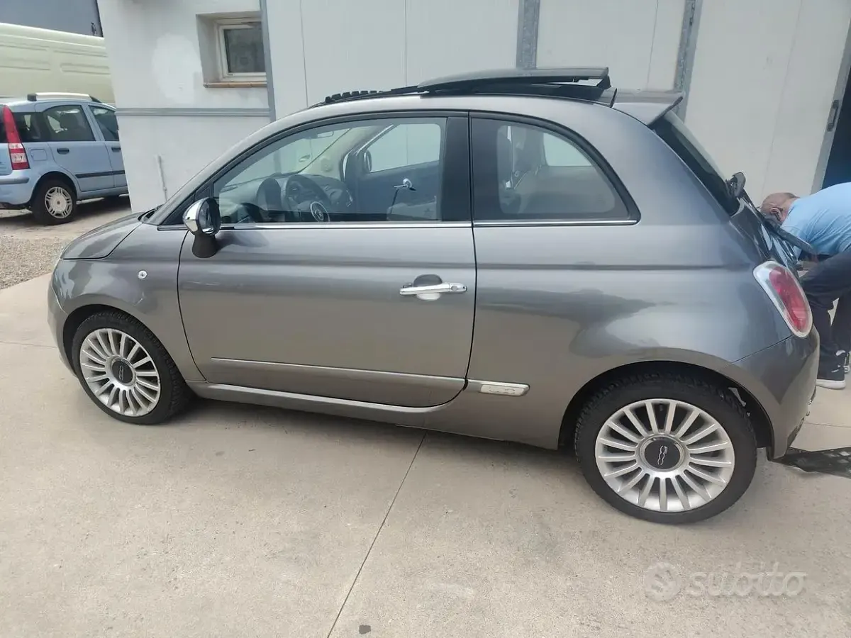 Usata Fiat 500 Lounge 85 CV (62 kW) 2011 Grigio Berlina