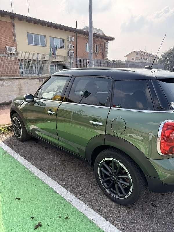 Usata Mini Cooper D Countryman Business 111 CV (81 kW) 2016 SUV
