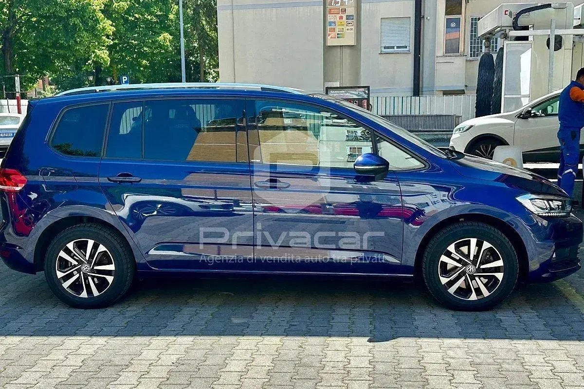 Occasion VW Touran Executive 116 PK (85 kW) 2020 Blauw MPV