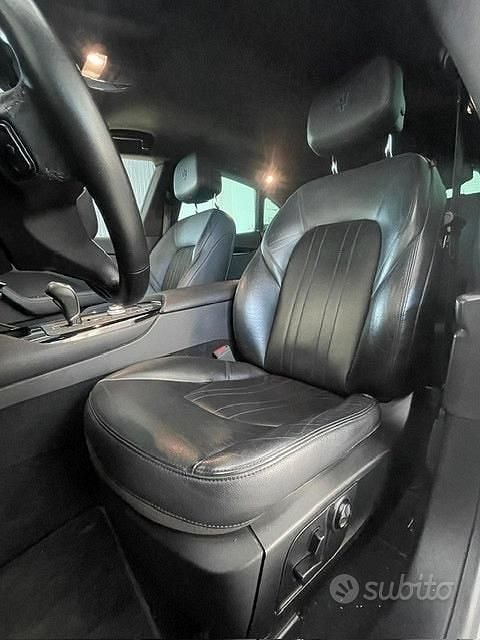 Usata Maserati Levante GranLusso 250 CV (183 kW) 2017 Grigio SUV