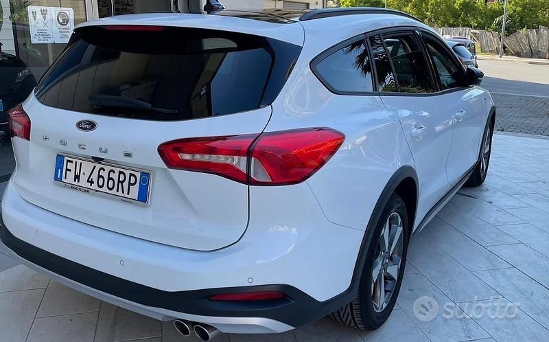 Usata Ford Focus Active 120 CV (88 kW) 2019 Bianco Station wagon