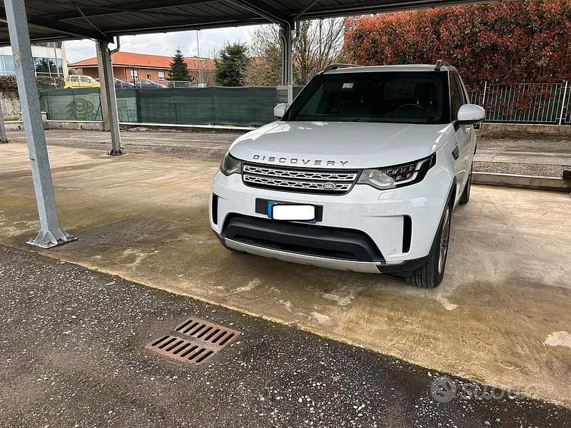 Usata Land Rover Discovery 5 HSE Luxury 241 CV (177 kW) 2017 Bianco SUV