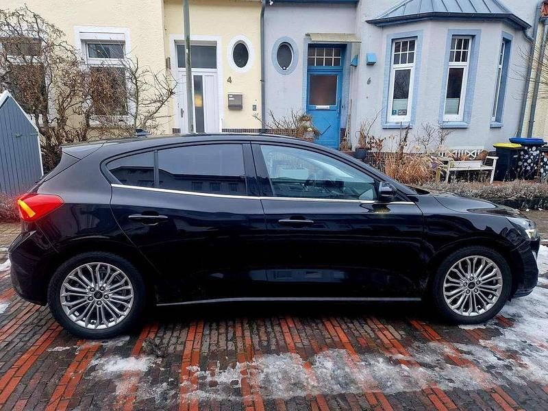 Usata Ford Focus Business Edition 125 CV (91 kW) 2020 Nero Berlina