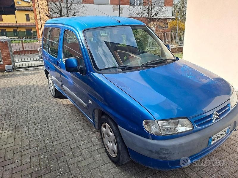 Usata Citroën Berlingo 68 CV (50 kW) 2000 Blu Monovolume