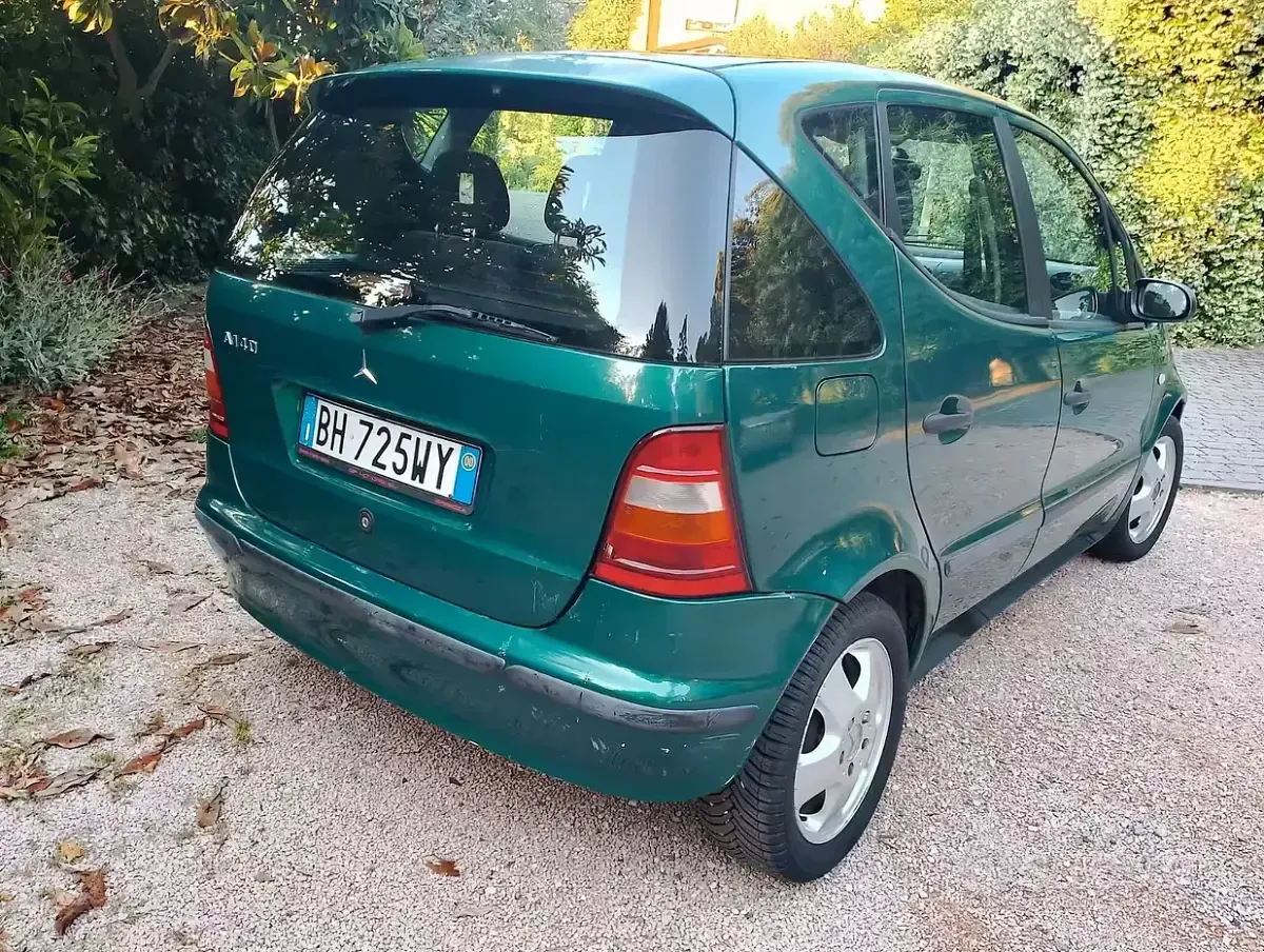 Usata Mercedes A140 82 CV (60 kW) 2000 Verde Berlina