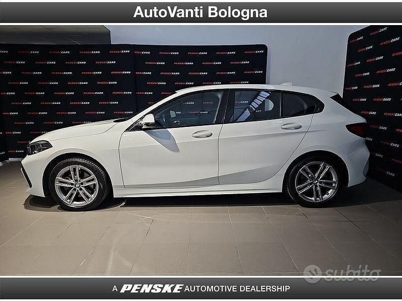 Usata BMW 116 M Sport 116 CV (85 kW) 2023 Bianco Utilitaria