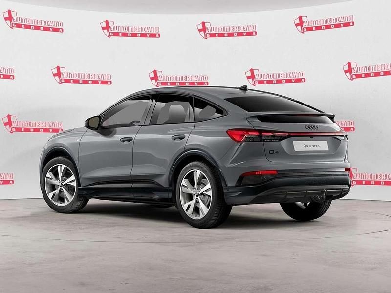Usata Audi Q4 e-tron S-Line 210 kW (286 CV) 2025 Grigio SUV