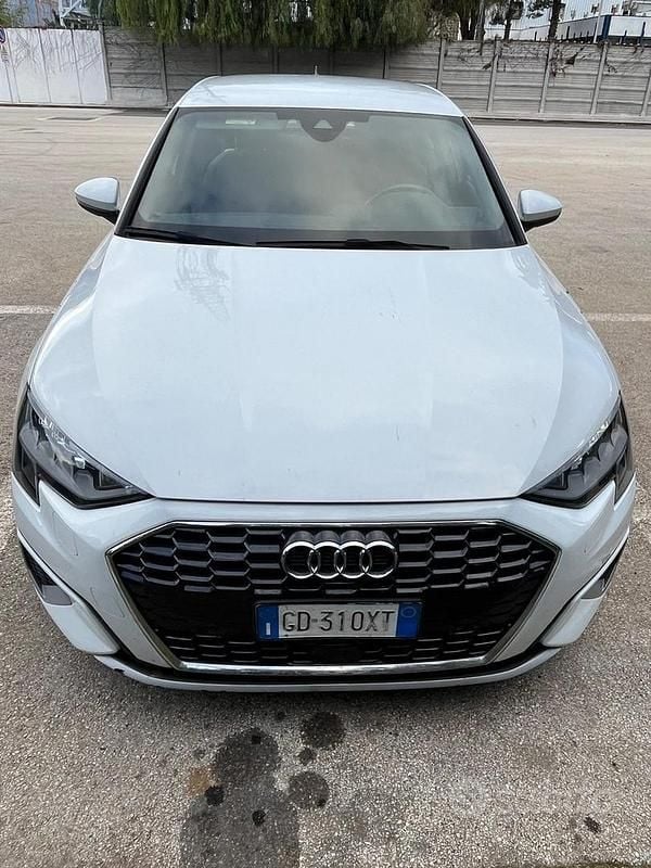 Usata Audi A3 Advanced 116 CV (85 kW) 2021 Bianco Berlina