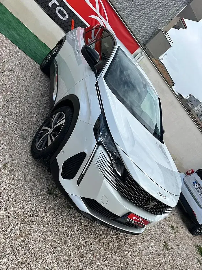 Gebraucht Peugeot 3008 Allure 131 PS (96 kW) 2022 Weiß SUV