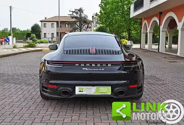 Brugt Porsche 911 Carrera 4S 450 HK (330 kW) 2020 Sort Coupe