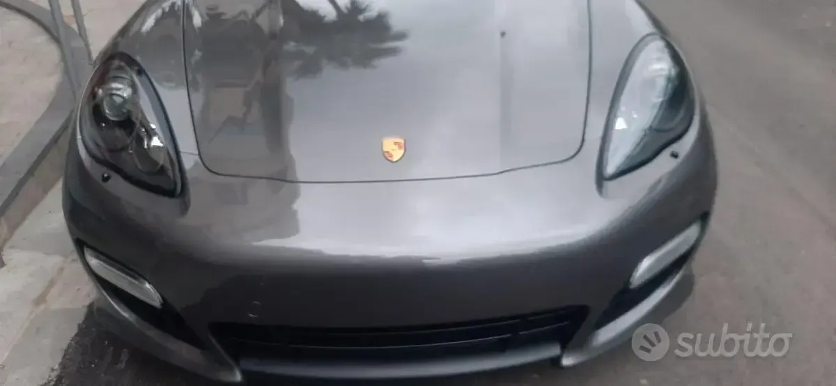Usata Porsche Panamera GTS 430 CV (316 kW) 2012 Grigio Utilitaria