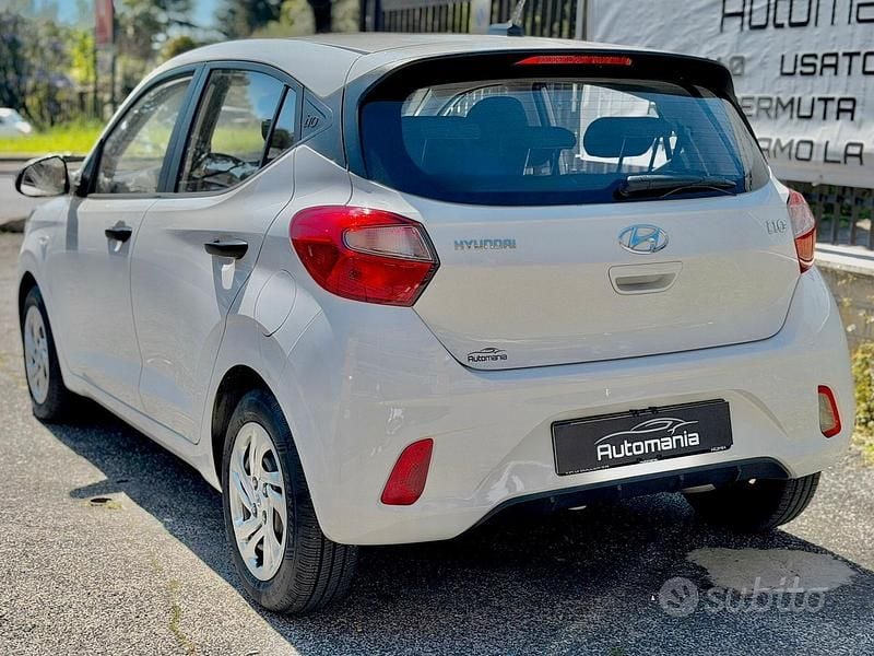 Usata Hyundai i10 Advanced 67 CV (49 kW) 2021 Bianco Utilitaria