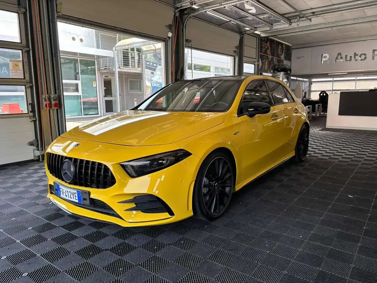Usata Mercedes A35 AMG AMG 306 CV (225 kW) 2019 Giallo Berlina
