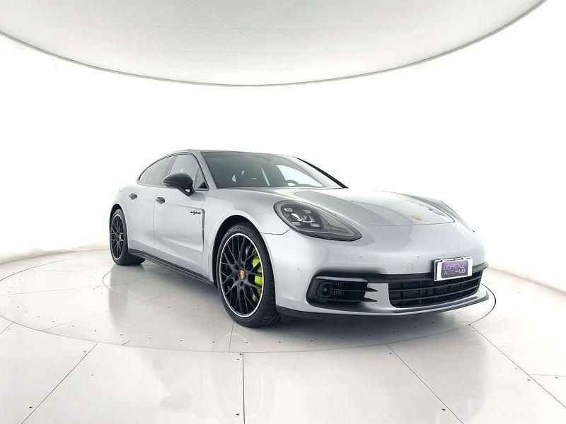 Usata Porsche Panamera 330 CV (242 kW) 2019 Argento Station wagon