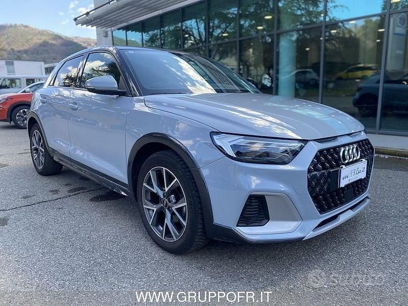 Usata Audi A1 Design 110 CV (80 kW) 2021 Grigio SUV