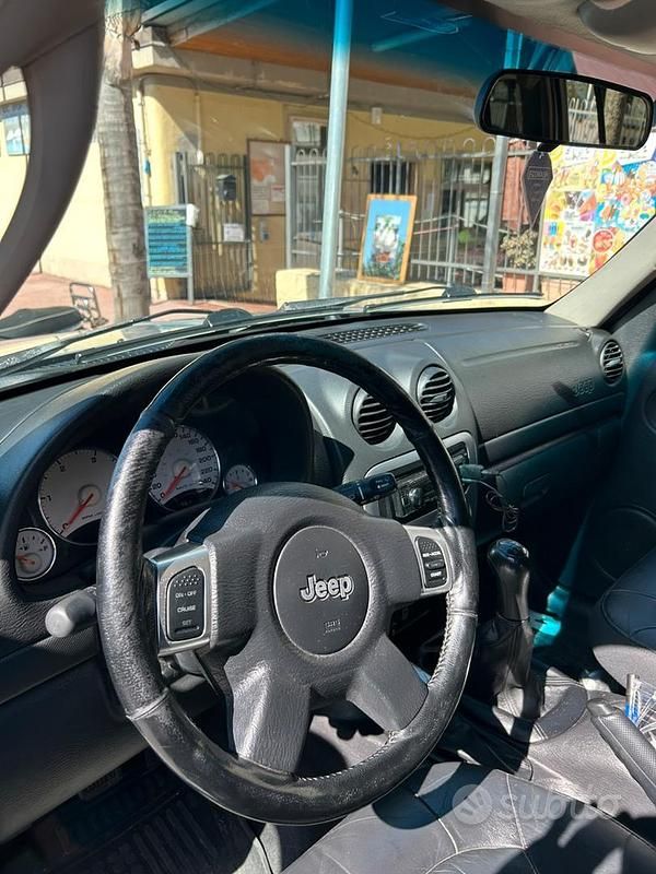 Usata Jeep Cherokee 2002 Grigio SUV