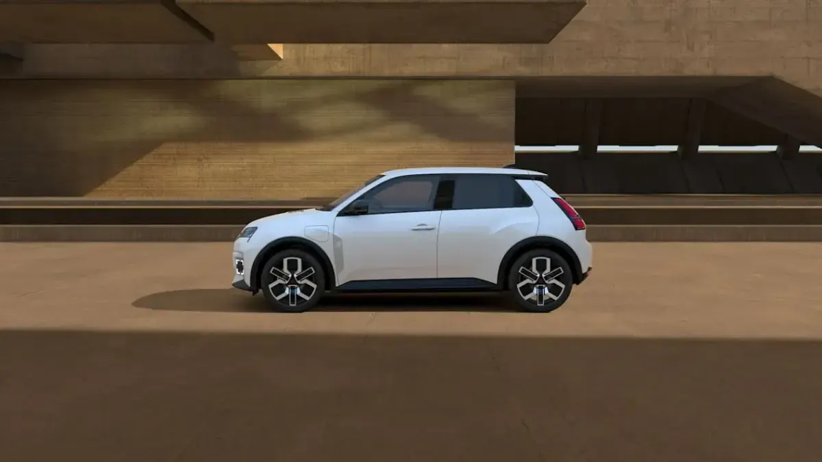 Nuova Renault 5 E-Tech Komfort 110 kW (150 CV) 2026 Bianco nacre Berlina