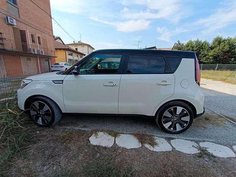Usata Kia Soul 132 CV (97 kW) 2015 Bianco SUV