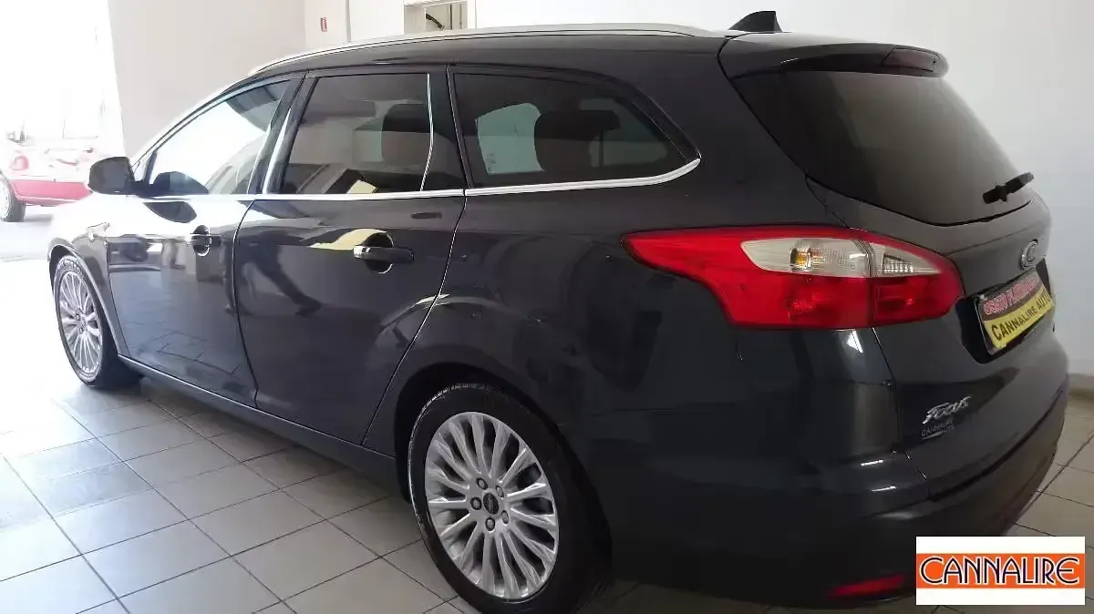 Usado Ford Focus 125 HP (91 kW) 2012 Azul Citadino