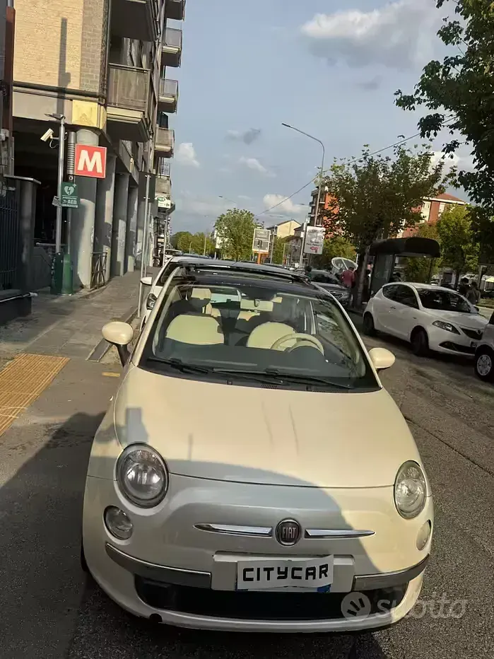 Usata Fiat 500 85 CV (62 kW) 2011 Bianco Utilitaria