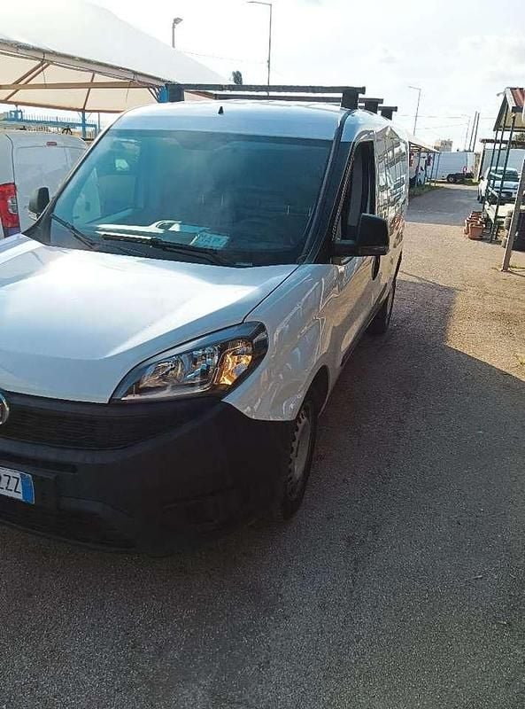 Usata Fiat Doblò 120 CV (88 kW) 2021 Other Monovolume
