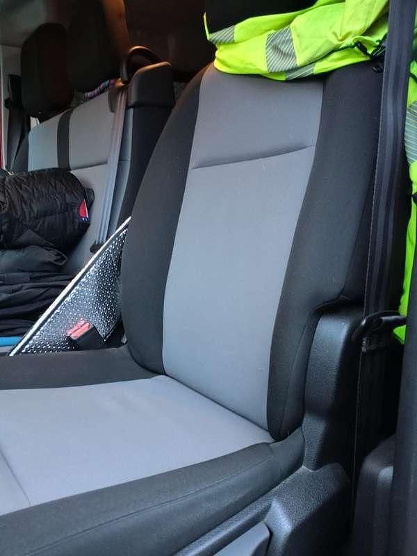 Usata Peugeot Expert 150 CV (110 kW) 2020 Rosso Furgone