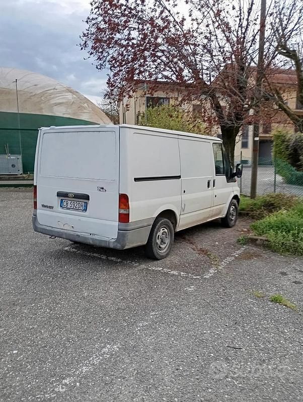 Usata Ford Transit 101 CV (74 kW) 2000 Bianco Berlina