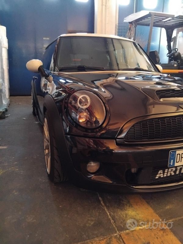 Usata Mini Cooper S 220 CV (161 kW) 2006 Nero Utilitaria