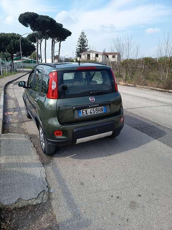 Usata Fiat Panda 4x4 75 CV (55 kW) 2014 Verde Utilitaria