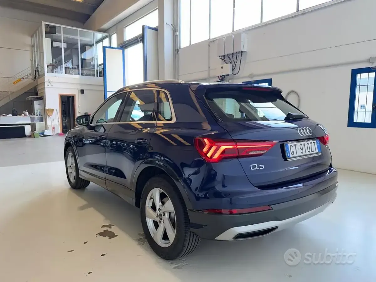 Usata Audi Q3 Advanced 150 CV (110 kW) 2024 Blu/azzurro SUV