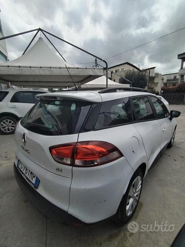 Usata Renault Clio GrandTour 75 CV (55 kW) 2016 Bianco Station wagon