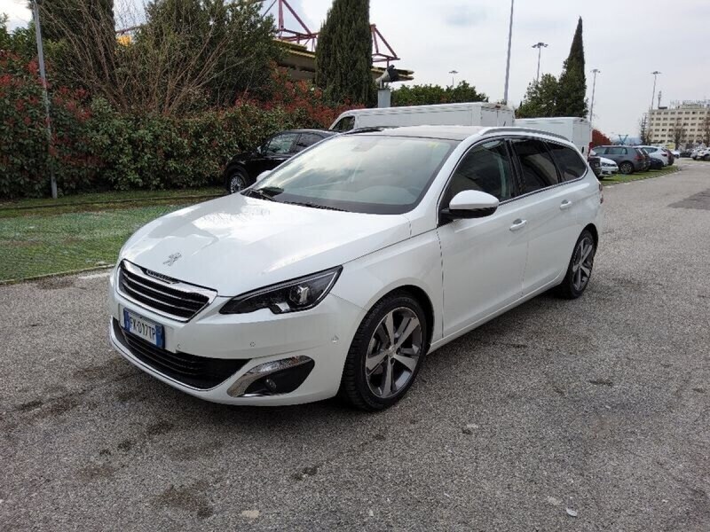 Usato 2017 Peugeot 308 1.6 Diesel 120 CV (11.900 €)