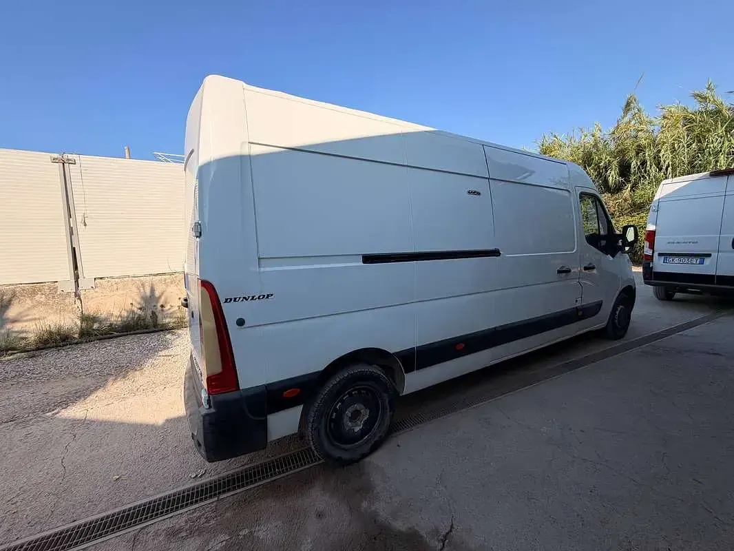 Usata Opel Movano 136 CV (100 kW) 2015 Bianco Monovolume